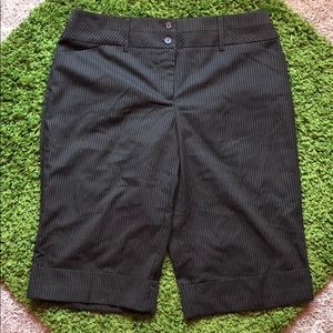 Studio 1940 Brown Bermuda Short size 10 NWOT